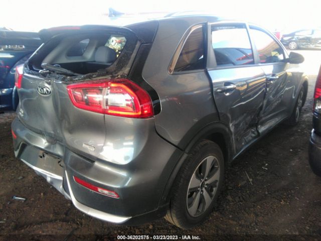 KNDCB3LC9H5094179 KIA NIRO LX