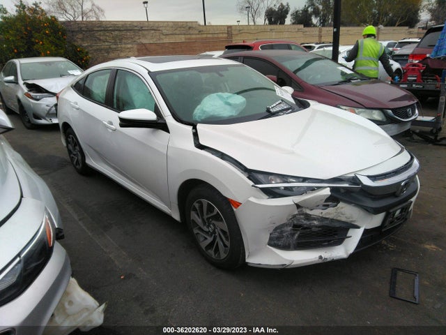 2018 19XFC2F77JE207396 main image