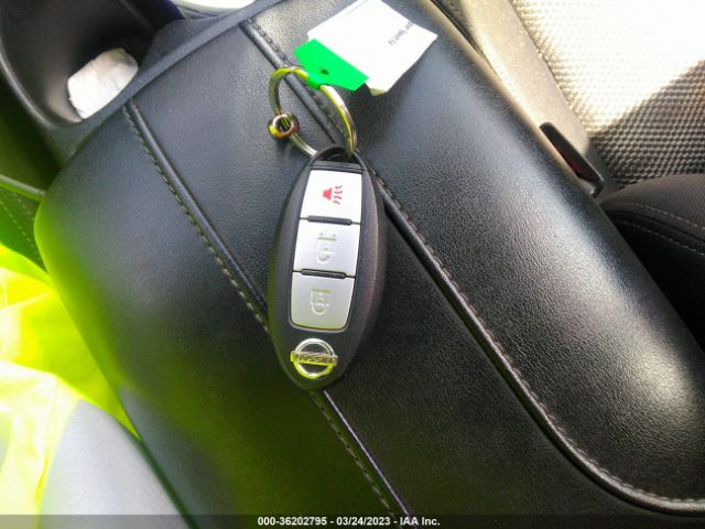 JN1BJ1CP8JW154011 Nissan Rogue Sport Sv