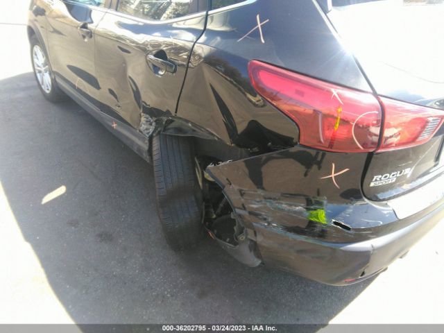 JN1BJ1CP8JW154011 Nissan Rogue Sport Sv