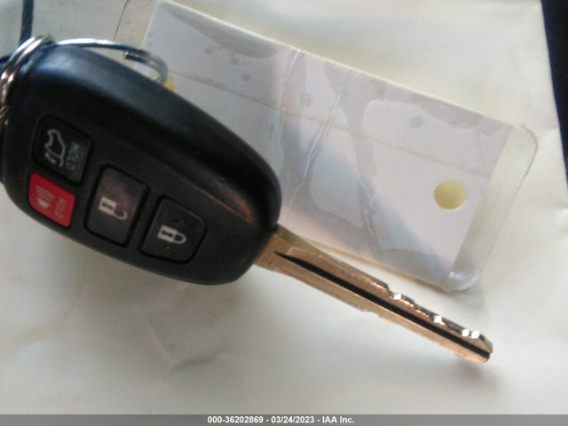 Toyota Rav4 Xle 2016 2T3WFREVXGW299228 Image 3