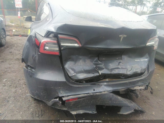 Tesla Model Y Long Range 2020 5YJYGDEE9LF012907 Image 6