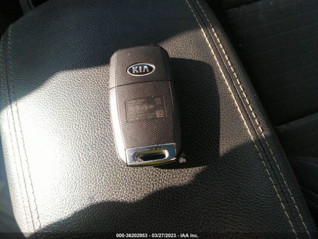 KNDPM3AC7J7461668 KIA Sportage Lx