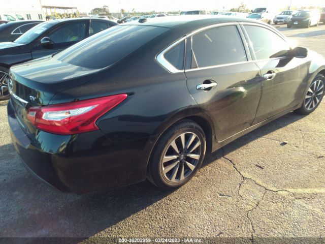 1N4AL3AP6HC284758 Nissan Altima 2.5 Sv