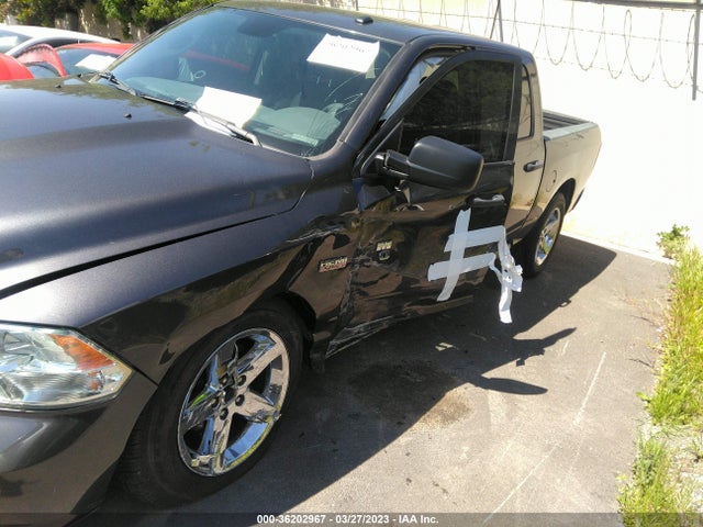 RAM 1500 Express 2018 3C6RR6KT2JG250741 Image 8
