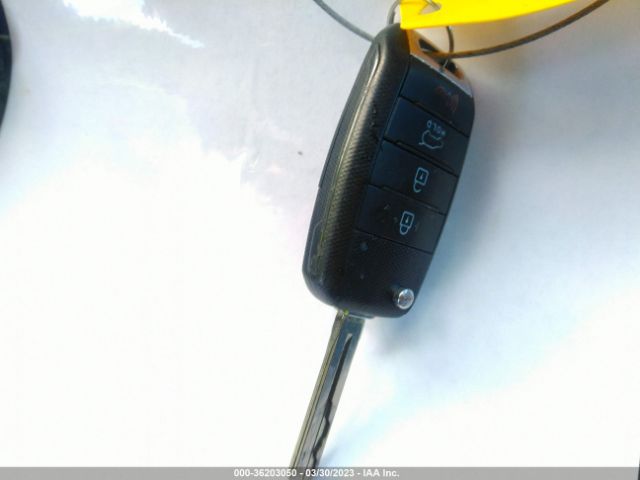 5XYKTDA72EG425840 KIA SORENTO LX