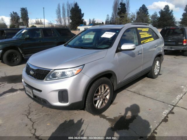 5XYKTDA72EG425840 KIA SORENTO LX