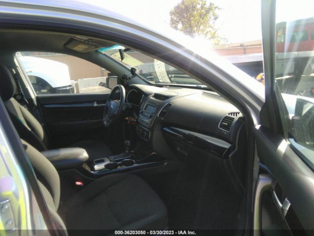5XYKTDA72EG425840 KIA SORENTO LX