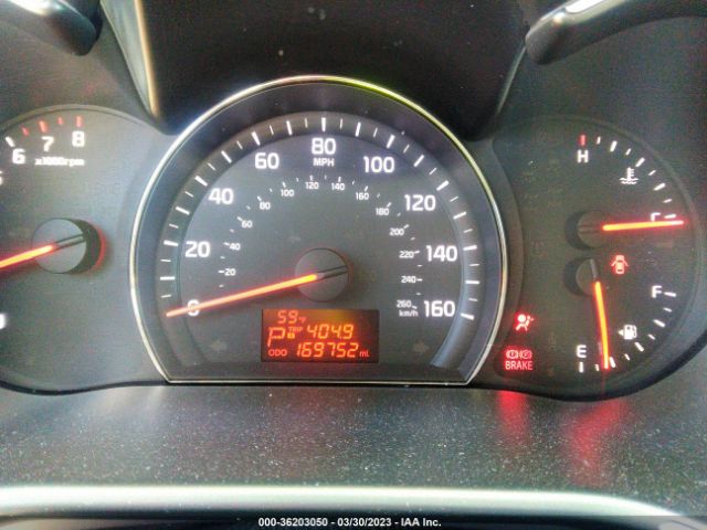 5XYKTDA72EG425840 KIA SORENTO LX
