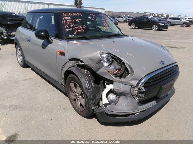 WMWXP5C52J3C65114 Mini Hardtop 2 Door Cooper/oxford Edition