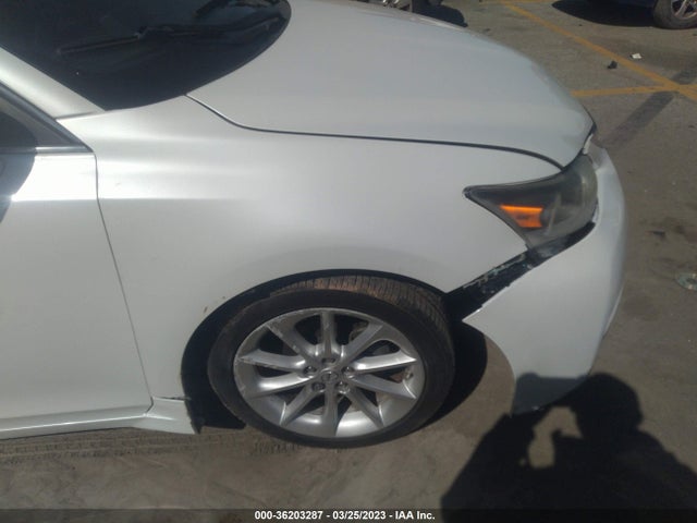 Lexus Ct 200h Hybrid 2013 JTHKD5BH8D2151397 Image 7