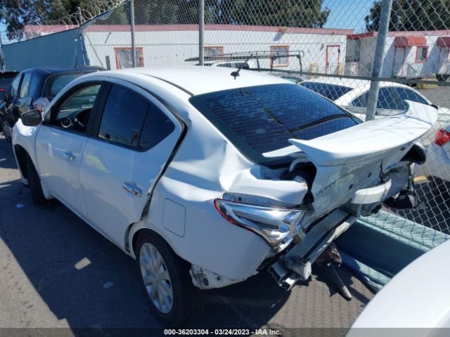 3N1CN7AP4GL881563 Nissan VERSA SV