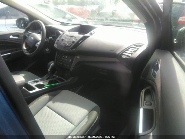 1FMCU9GD7JUB26635 Ford ESCAPE SE