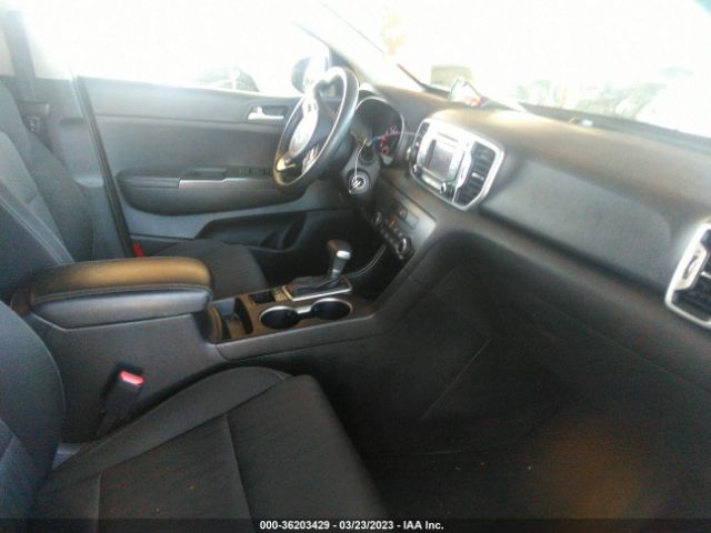 KNDPMCAC5H7168443 KIA Sportage Lx