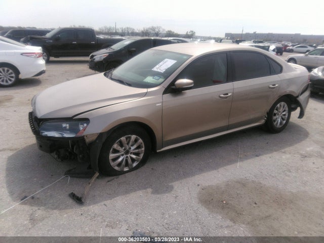1VWAT7A30FC016507 Volkswagen Passat 1.8t Wolfsburg Ed