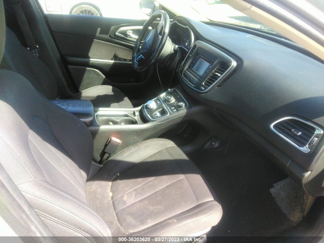 Chrysler 200 Limited 2015 1C3CCCAB8FN603932 Image 5