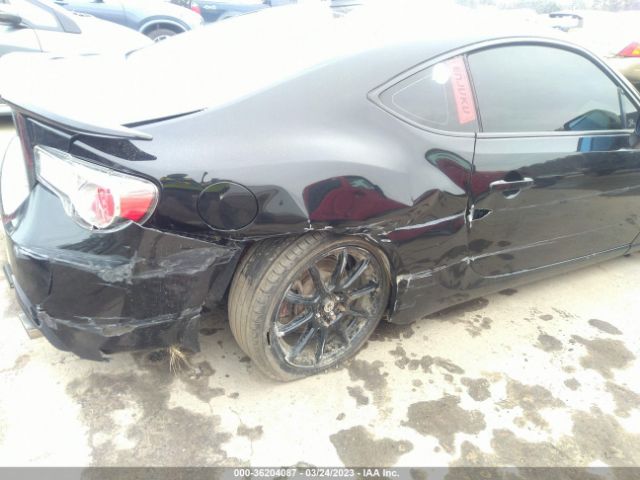 JF1ZNAA1XF9702035 Scion FR-S