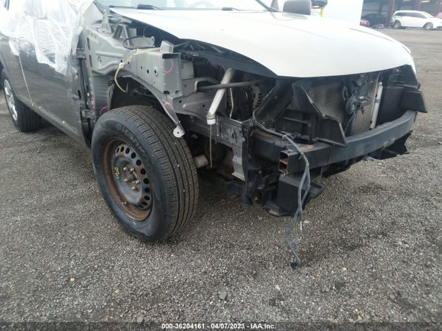 2013 NISSAN ROGUE S VIN: JN8AS5MT2DW535628