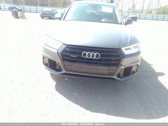 WA1BNAFY9K2090201 Audi Q5 Premium Plus