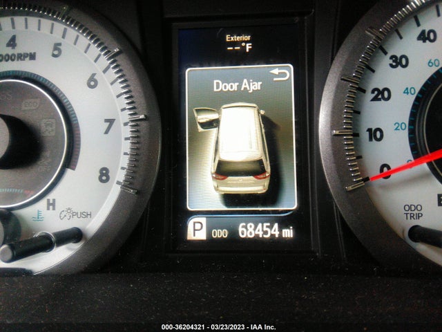 Toyota SIENNA SE 2017 5TDXZ3DC8HS875071 Image 8