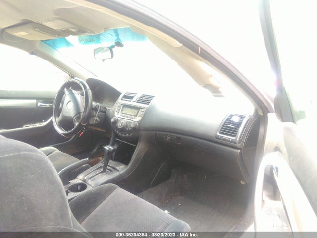 Honda Accord Cpe Lx 2004 1HGCM72274A023088 Image 7