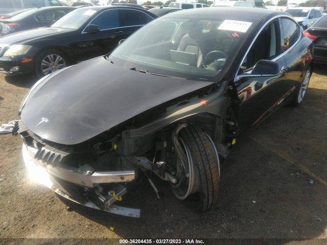 2018 Tesla 3, VIN: 5YJ3E1EA9JF028470