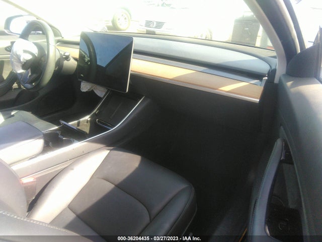 2018 Tesla 3, VIN: 5YJ3E1EA9JF028470