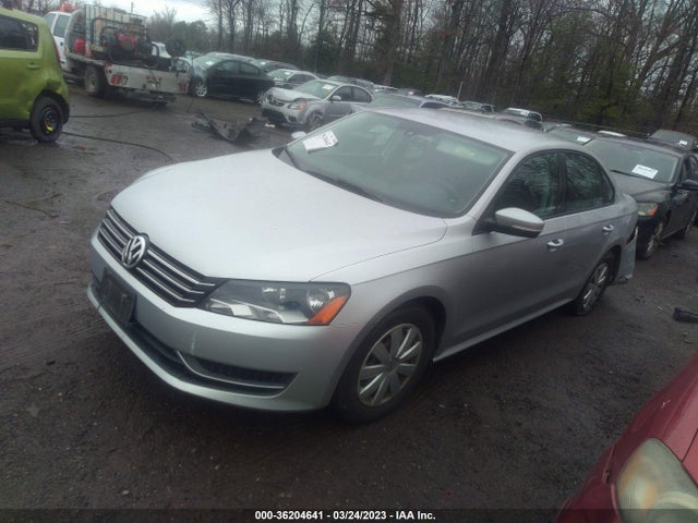 2013 VOLKSWAGEN PASSAT S VIN: 1VWAP7A35DC000403