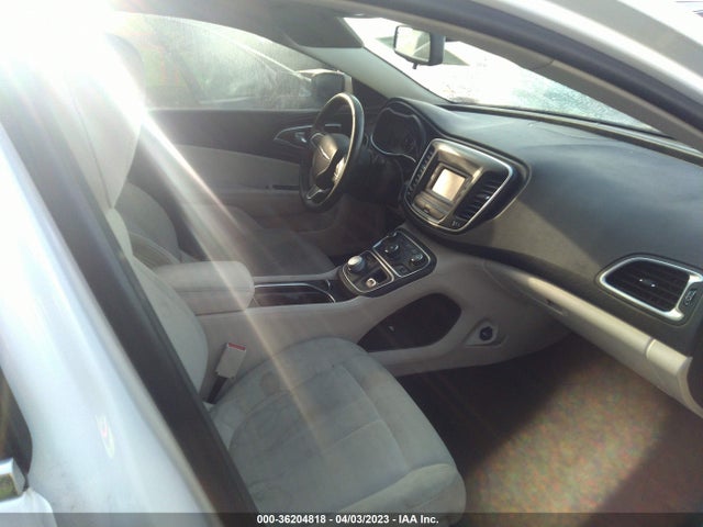Chrysler 200 Limited 2015 1C3CCCAB9FN705370 Image 5