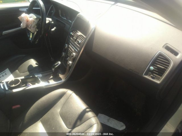 YV4612RKXF2760471 Volvo Xc60 T5