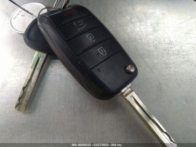 5XYKT3A68FG655062 KIA SORENTO LX