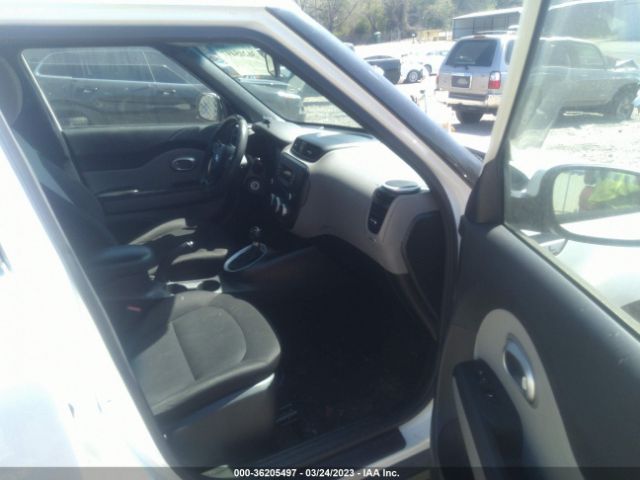 KNDJN2A24G7243801 KIA Soul Base