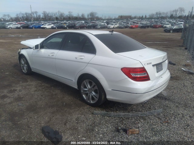 2013 MERCEDES-BENZ C-CLASS C 300 VIN: WDDGF8AB9DR244393