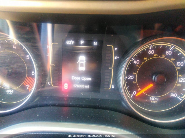 1C4PJLAB3FW689275 Jeep Cherokee Sport