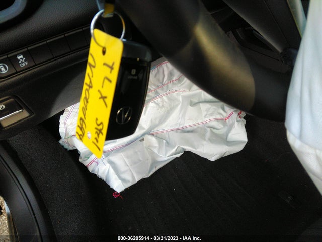2022 Acura TLX, VIN: 19UUB5F36NA000694