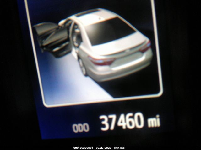 4T1BF1FK0HU371911 Toyota CAMRY SE