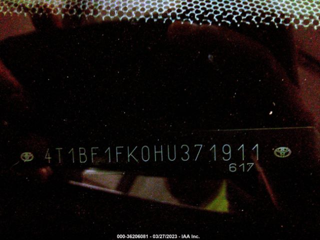 4T1BF1FK0HU371911 Toyota CAMRY SE