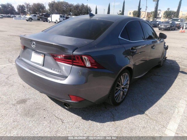 Lexus IS 250 2015 JTHBF1D20F5078426 Image 4