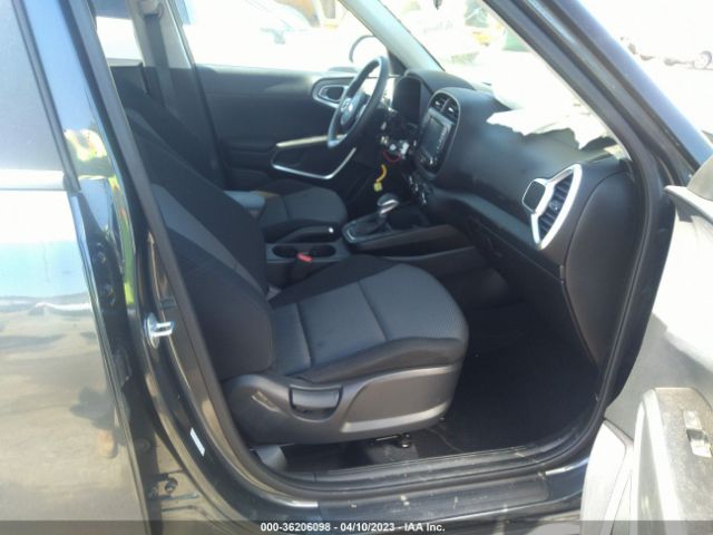 KNDJ23AU6L7106949 KIA SOUL LX