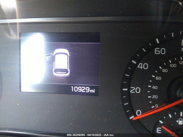 KNDJ23AU6L7106949 KIA SOUL LX