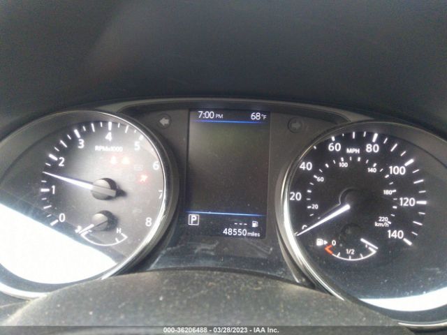 JN8AT2MT5JW489848 Nissan Rogue Sl