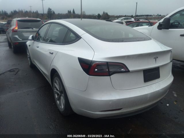 5YJ3E1EA4PF413637 Tesla MODEL 3