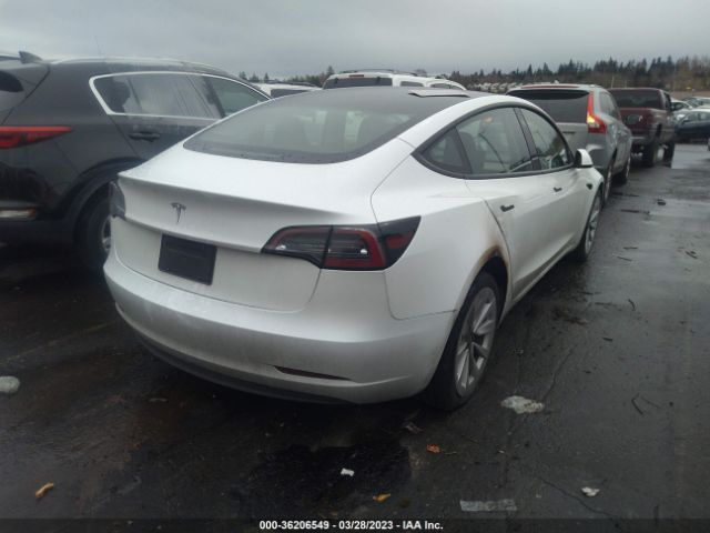 5YJ3E1EA4PF413637 Tesla MODEL 3