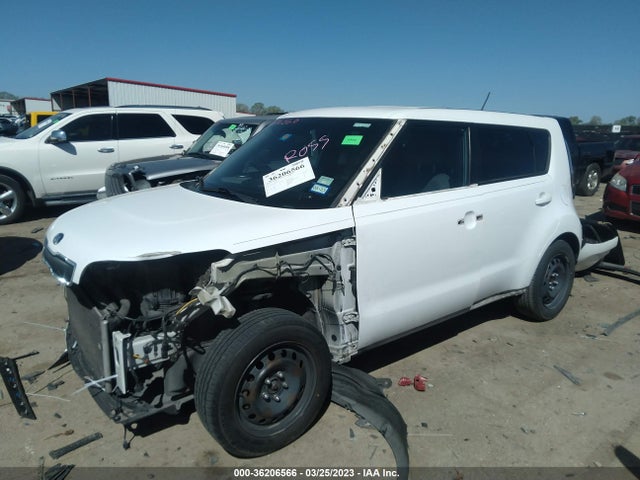 KIA Soul Base 2014 KNDJN2A27E7093535 Image 2