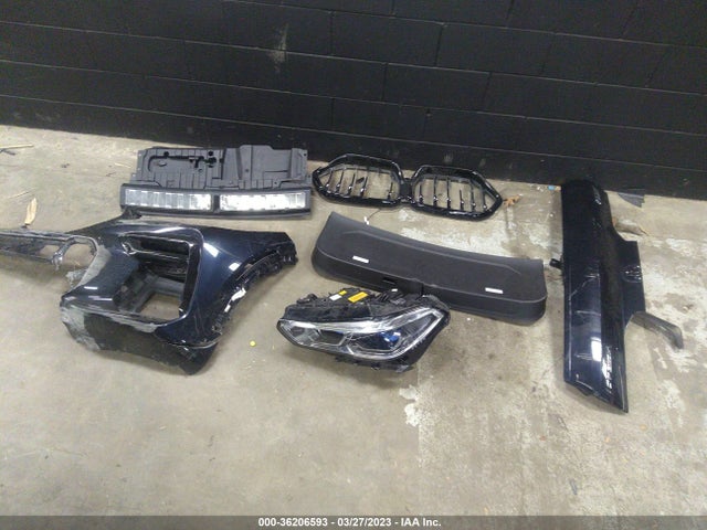 2022 BMW X6, VIN: 5UXCY6C05N9J22634