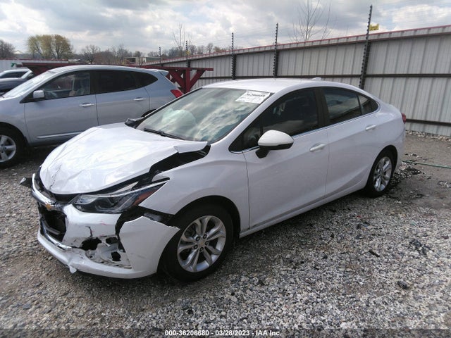 Chevrolet CRUZE LT 2019 1G1BE5SM6K7115356 Image 2