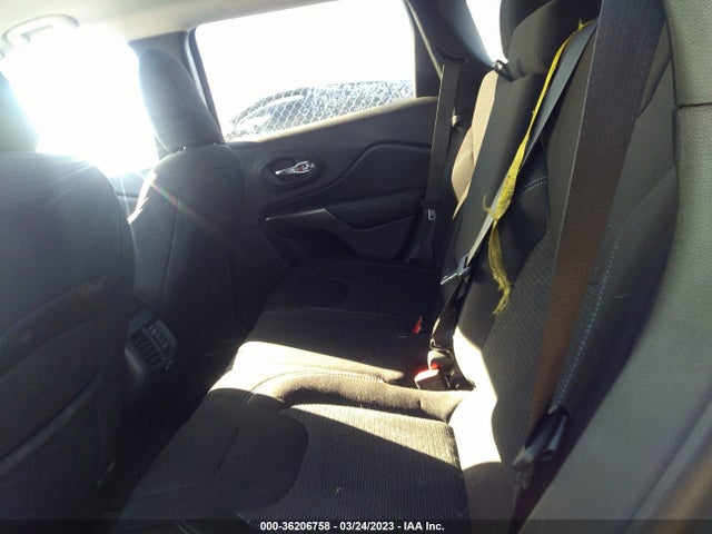 1C4PJLCB0LD536339 Jeep Cherokee Latitude