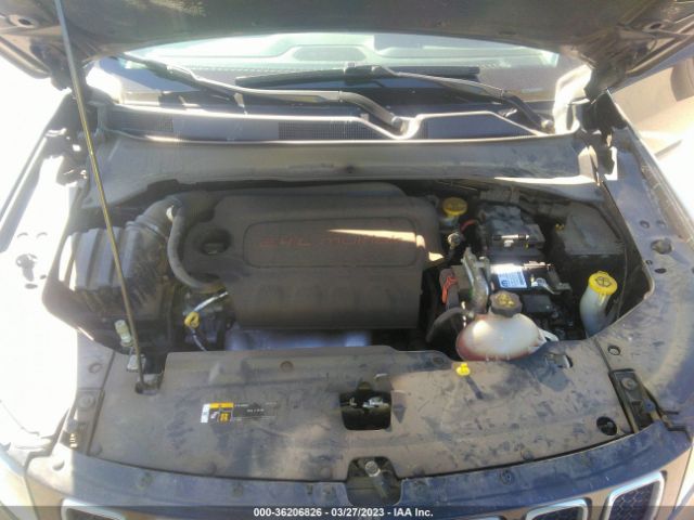 3C4NJCBB2JT368557 Jeep Compass Latitude