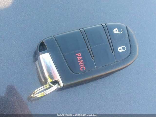 3C4NJCBB2JT368557 Jeep Compass Latitude