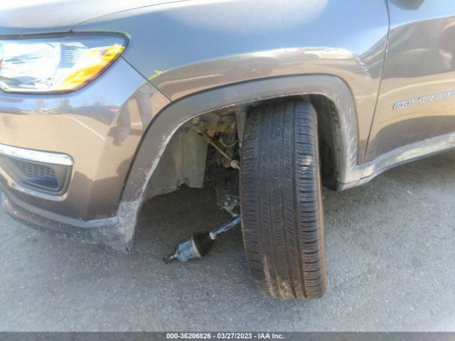 3C4NJCBB2JT368557 Jeep Compass Latitude